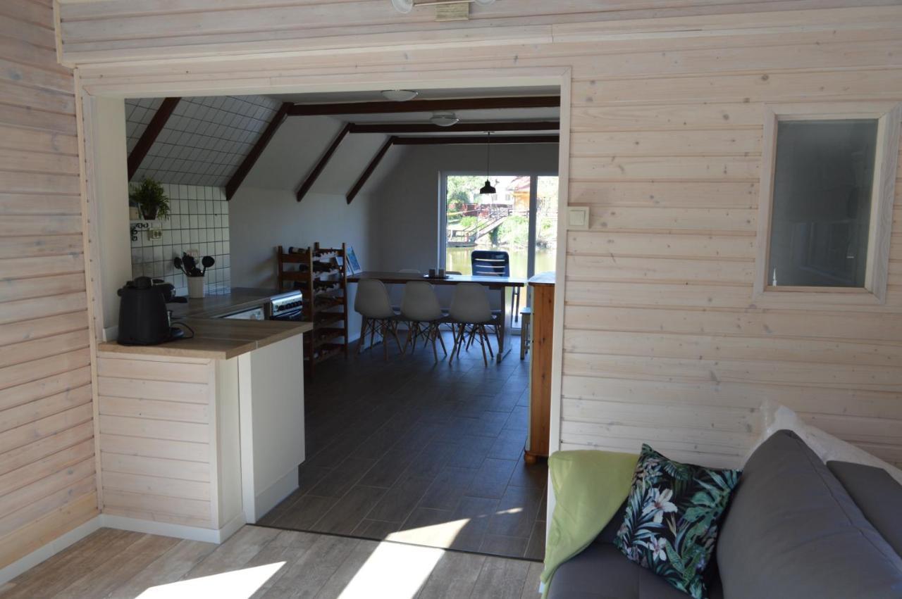Intertranscoop Lake House Vamosszabadi Luaran gambar